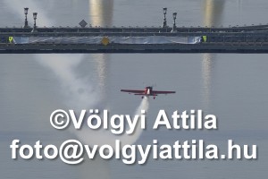 0708185503a1 300x200 Red Bull Air Race