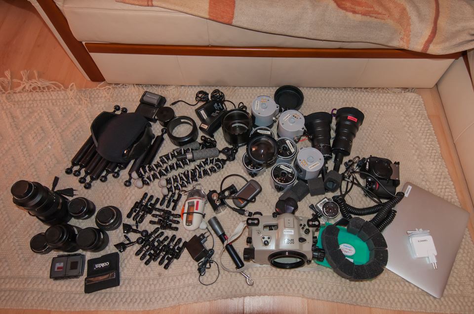 Gear of the underwater photographer